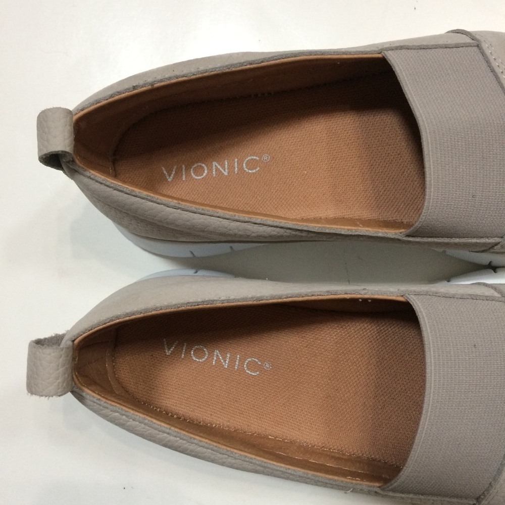 Vionic Roxan Nubuck Slip-On - Picture 2 of 12